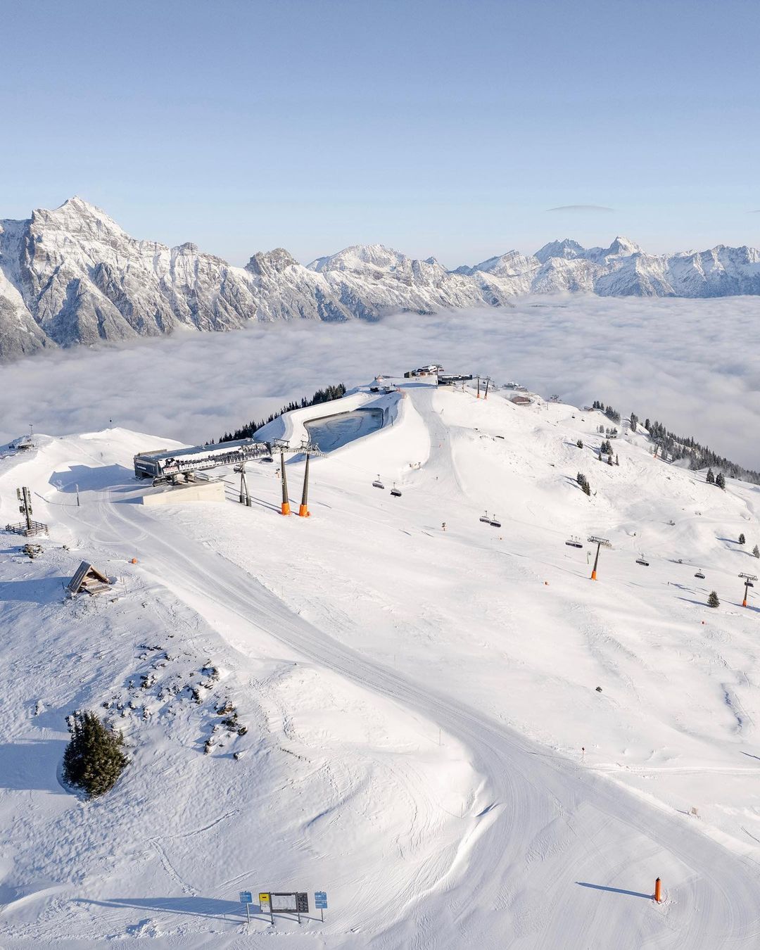 Skiing At Skicircus Saalbach Hinterglemm Leogang Fierberbrunn in Austria